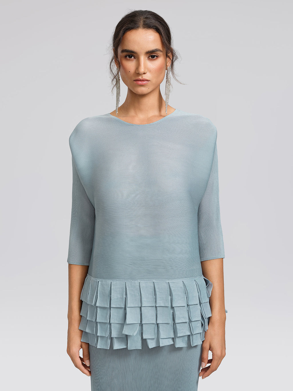 Pleated Textured Scallop-Trimmed Set