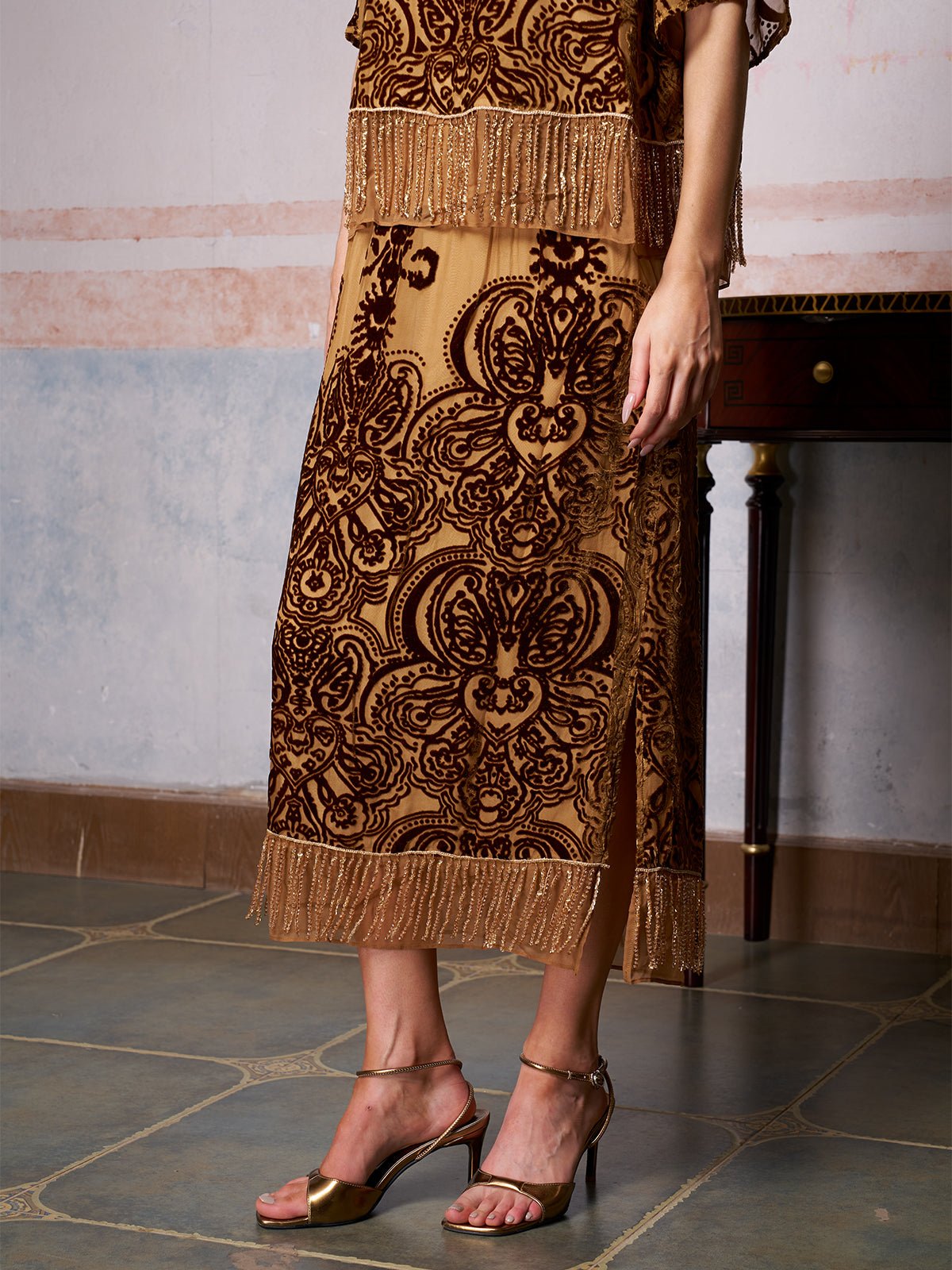 Baroque Velvet Fringe Set